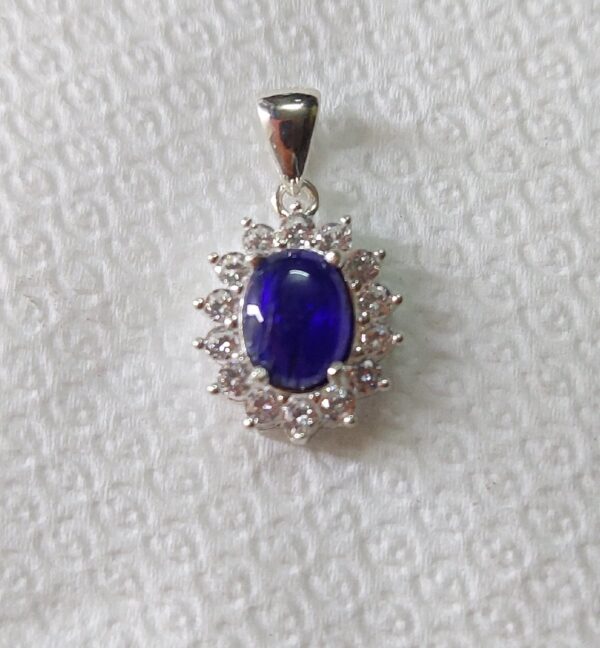 AAA+ 1.70ct Tanzanite Pendant